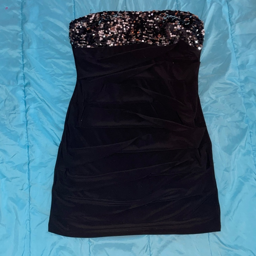 Black with silver sequins, Body con style dress